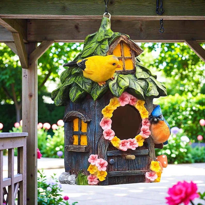 Hängendes Vogelhaus mit Blumenmuster aus Harz für den Außenbereich, wetterbeständige Hinterhof-Dekoration