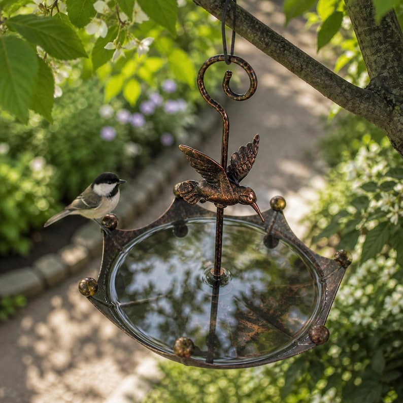 Hängendes Kolibri-Vogelfutterhaus, Antike Kupferpatina, Rustikale Gartenvogeltränke, 25,7 cm Breite, 25,5 cm Höhe