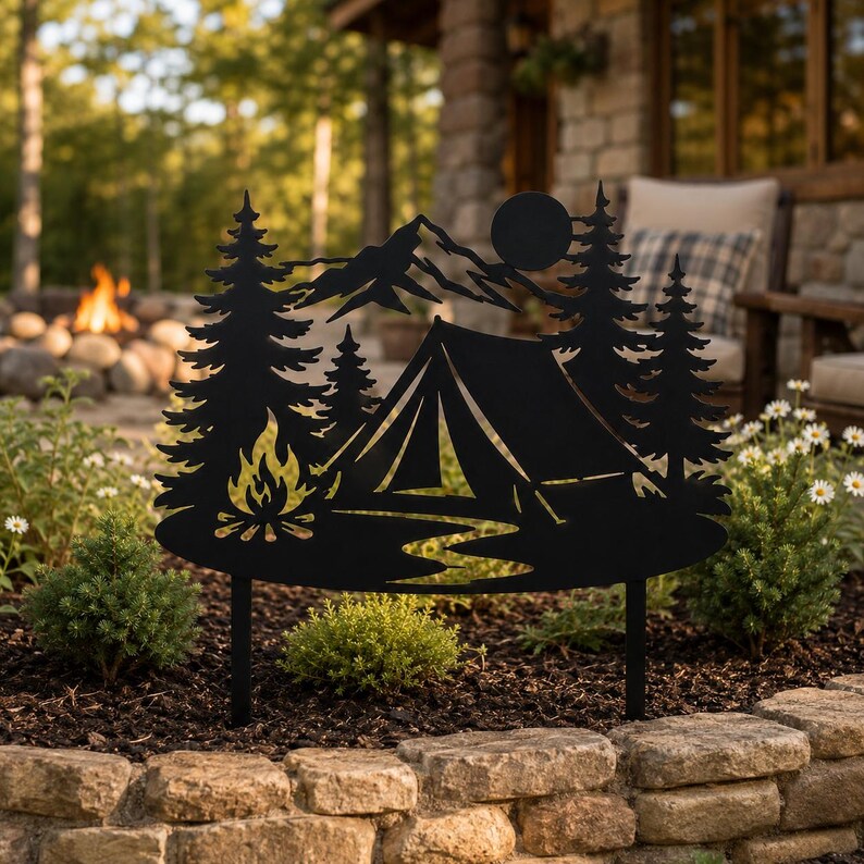 Camping Szene Gartenpfahl, Bergzelt Hof Kunst, rustikale Hütte Rasen Dekor, Outdoor Abenteuer Geschenk