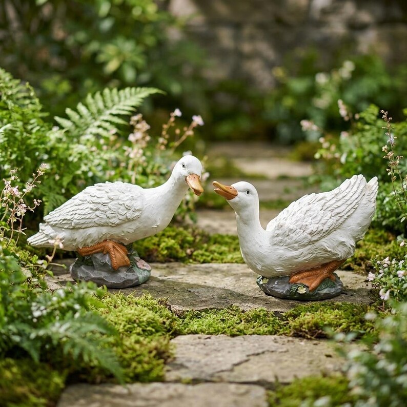 Weiße Entenstatuen Set Minimalist Bauernhaus Garten Dekor Großes Harz Entenpaar Outdoor Tierfiguren Veranda Eingang Akzente