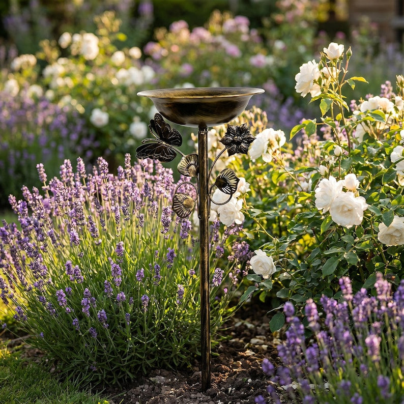 Metall Vogeltränke Pfahl mit Schmetterling Design, 75x25 cm, Garten Vogelbad, Vogeltränke für Außen, in Bunt oder Rost